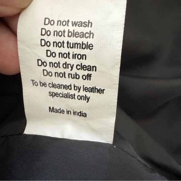 Quince Black Genuine Leather Moto Jacket
Size Medium - Picture 12 of 12